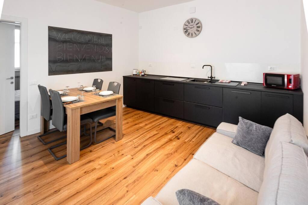 Gewiss Stadium Luxury Apartment With Terrace Bergamo Exterior foto